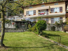Delightful Villa in Santa Maria Rezzonico with Garden